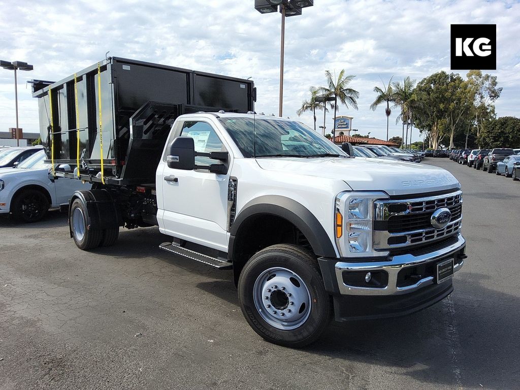 2024 Ford F-600 Super Duty Chassis Cab XL