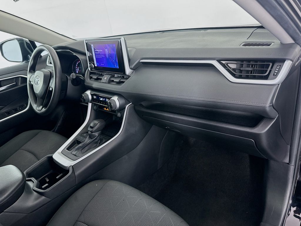 Thumbnail: 2024 Toyota RAV4 - 29