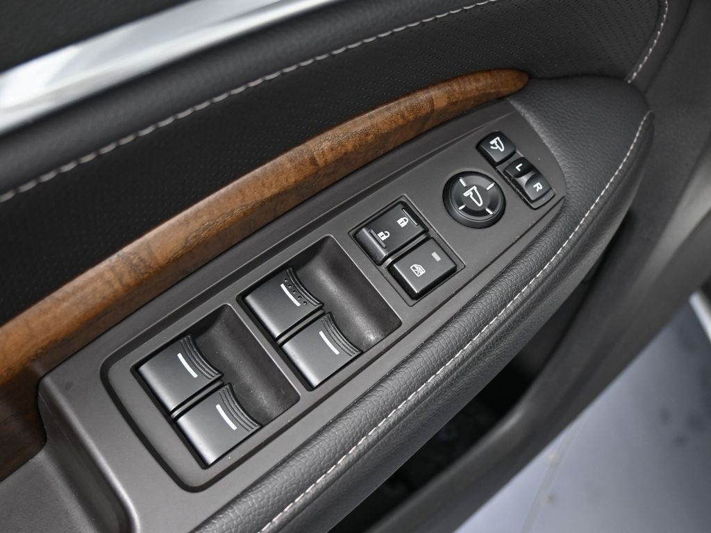 Used 2020 Black Acura Technology image 20