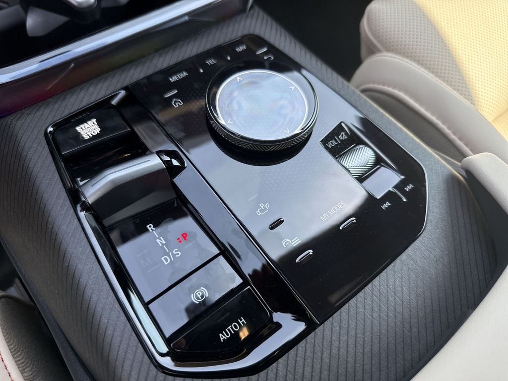 Thumbnail: 2026 BMW X3 - 16