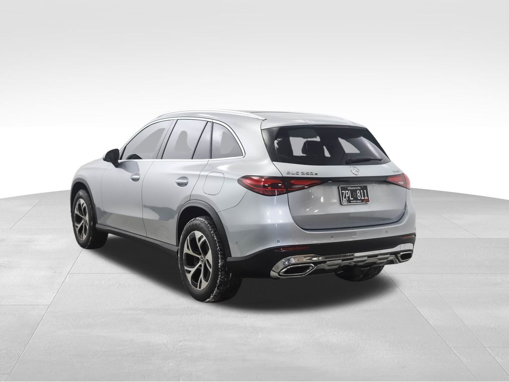 Thumbnail: 2025 Mercedes-Benz GLC - 3