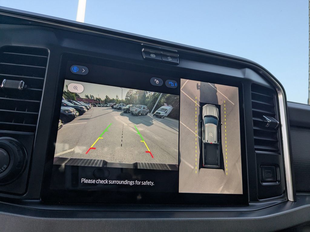 2025 Ford F-450 Super Duty Platinum