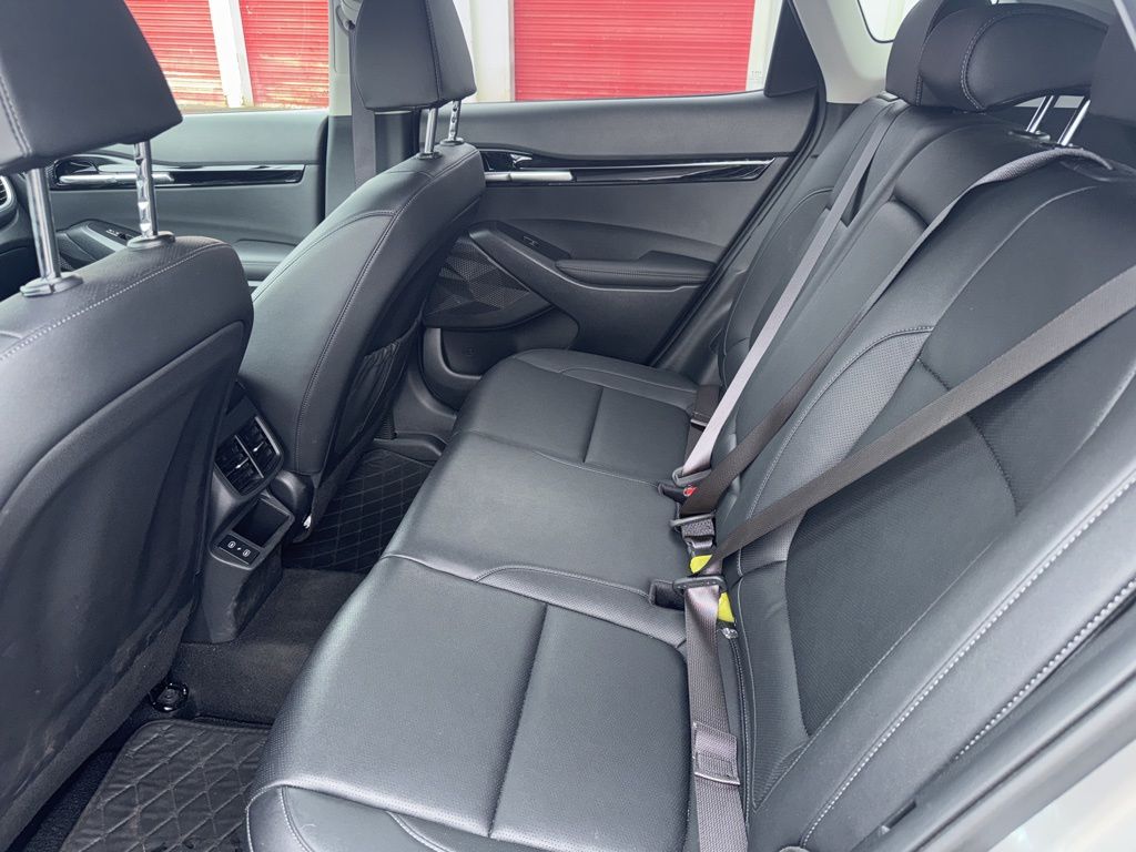 Used 2025 Steel Gray Kia EX image 6