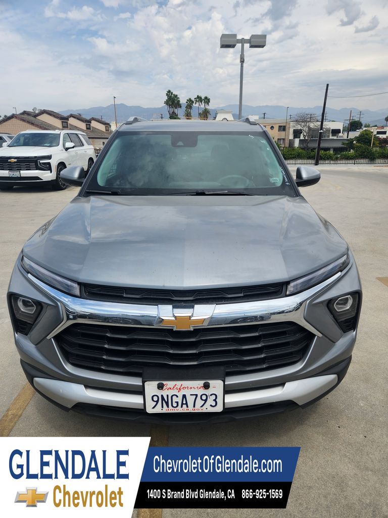 Sterling Gray Metallic 2025 Chevrolet Trailblazer SUV / Crossover Front-Wheel Drive Continuously Variable Transmission