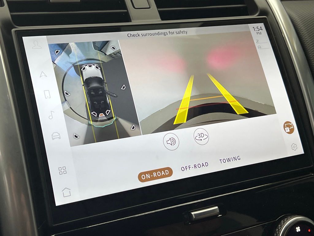 Thumbnail: 2025 Land Rover Discovery - 14