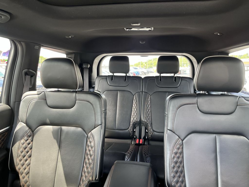 Used 2021 Silver Jeep Summit image 13