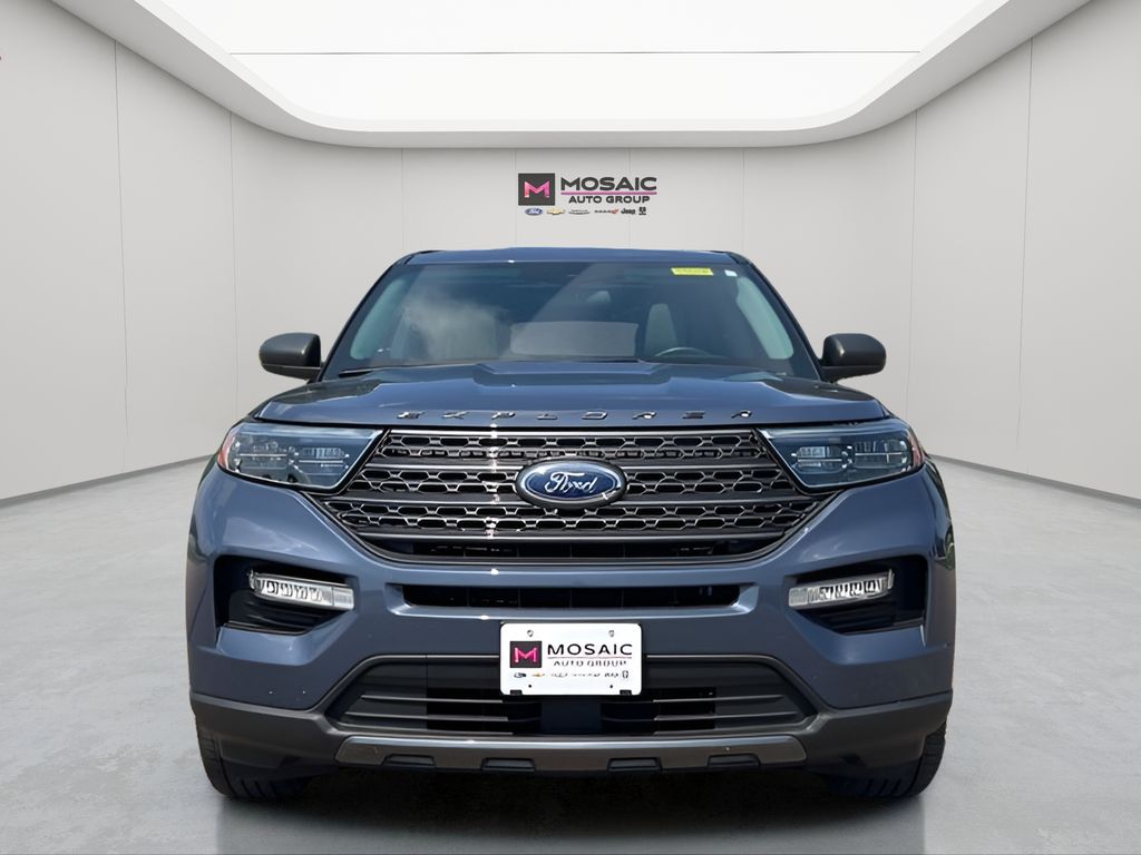 Used 2021 Ford Explorer XLT with VIN 1FMSK8DH9MGC11210 for sale in Zumbrota, Minnesota