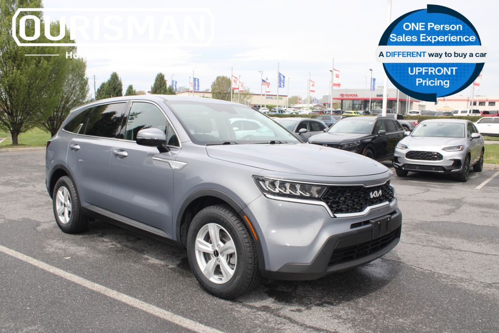 2022 Kia Sorento LX FWD