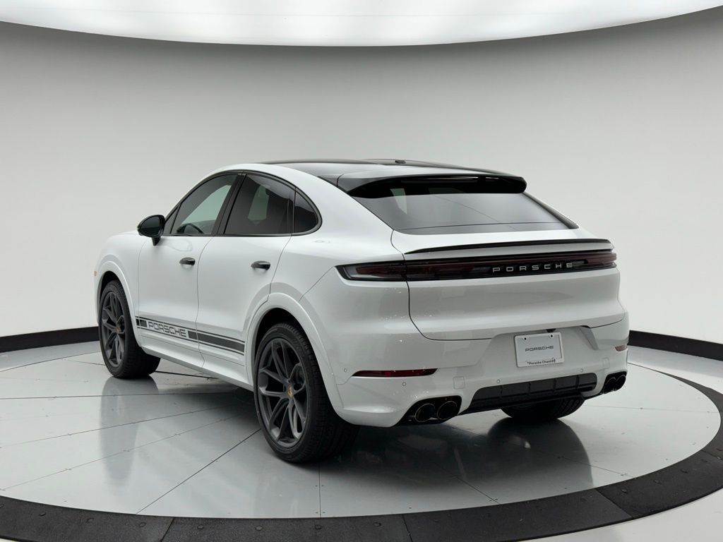 Thumbnail: 2024 Porsche  - 3