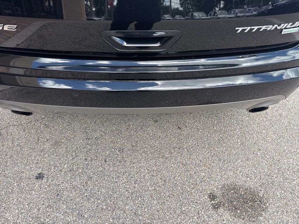 Used 2019 Black Ford Titanium image 8