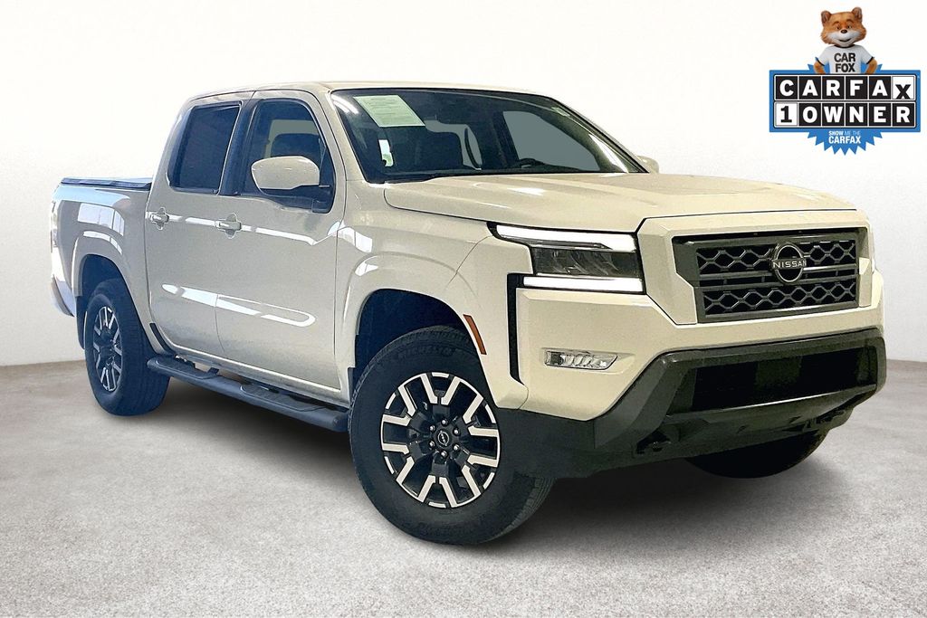 2024 Nissan Frontier SL 4dr Crew Cab 4WD