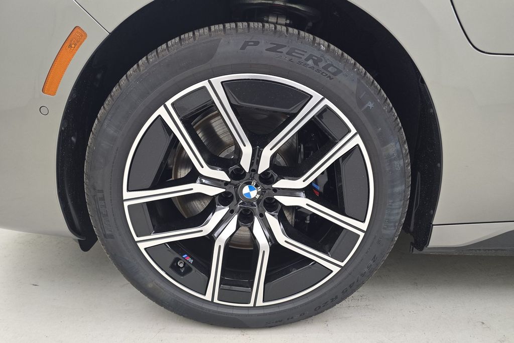 2026 Bmw 750e 750e xDrive photo 9
