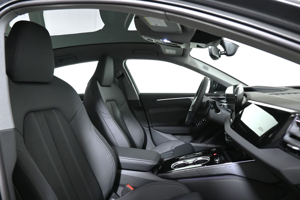 Thumbnail: 2026 Audi A6 - 21