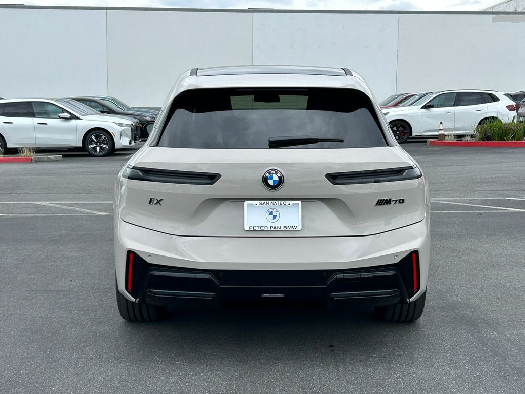 Thumbnail: 2026 BMW iX - 4