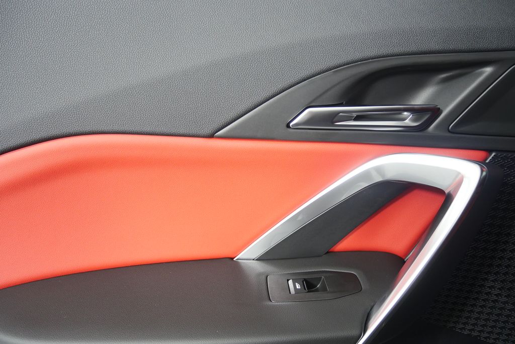 Thumbnail: 2025 BMW X1 - 13