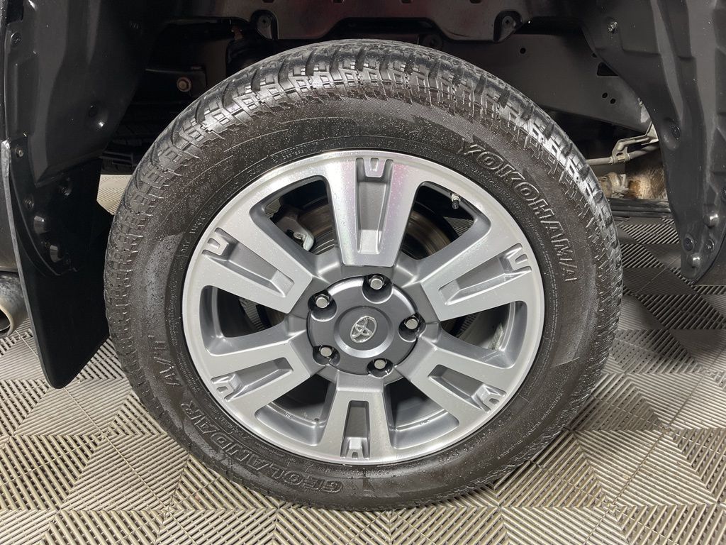 Thumbnail: 2020 Toyota Tundra - 13