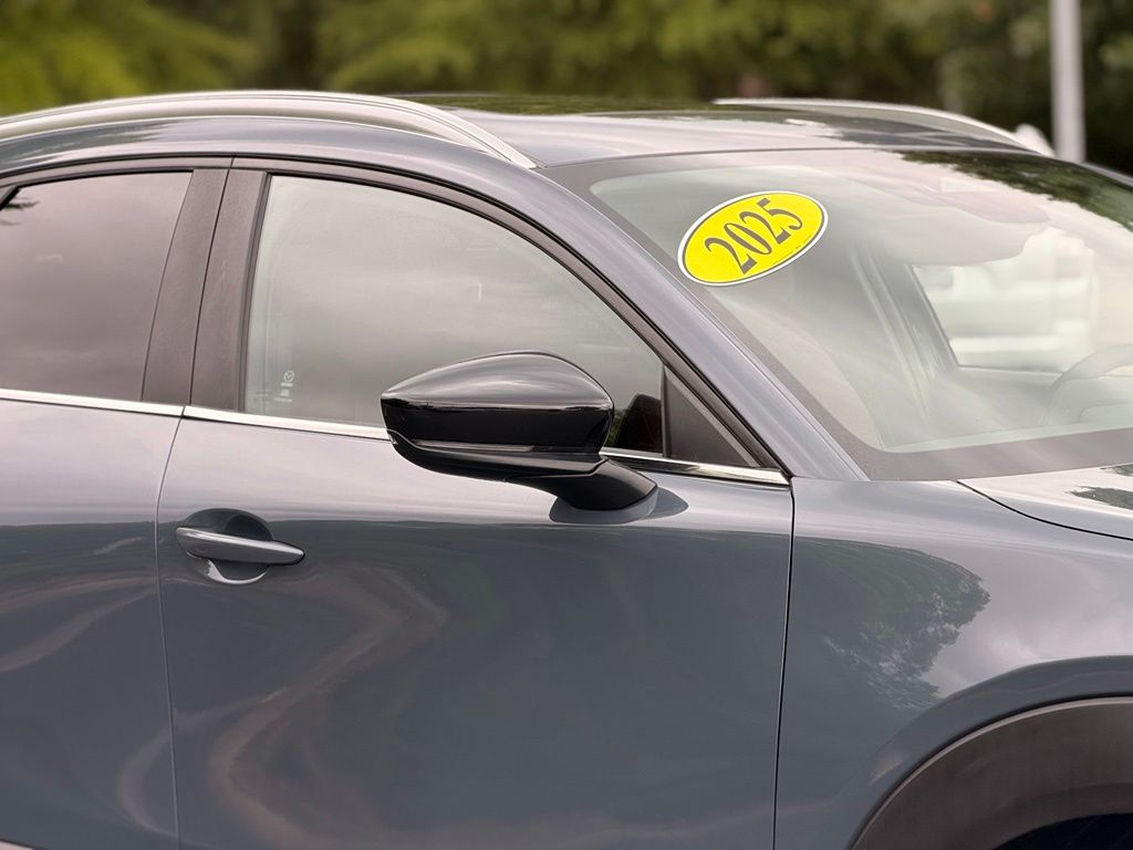 2025 Mazda CX-30 2.5 S Carbon Edition Polymetal Gray Metallic - Jim Hudson Acura - Image 6