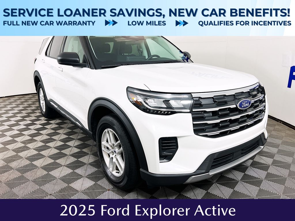2025 Ford Explorer Active AWD