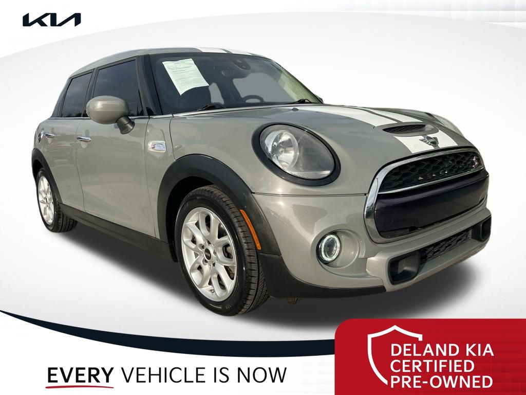 2020 MINI Hardtop Cooper S's photo