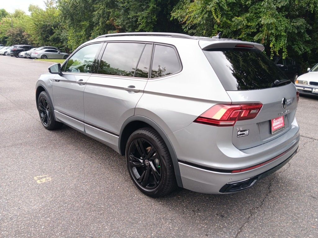 2024 Volkswagen Tiguan 2.0T SE R-Line Black 3