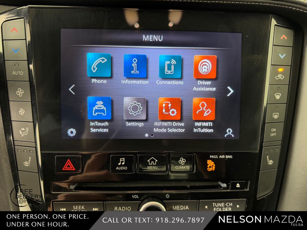 Used 2022 Black INFINITI LUXE image 28