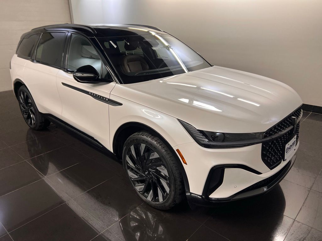 2026 Lincoln Nautilus Reserve