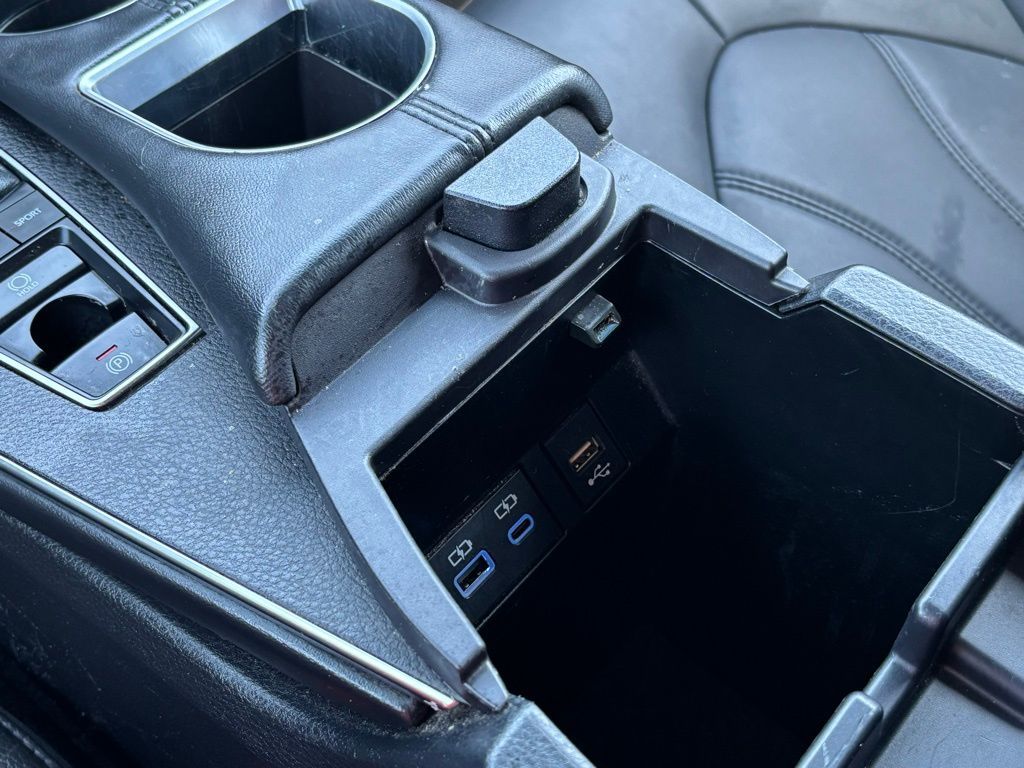 2021 Toyota Avalon XLE photo