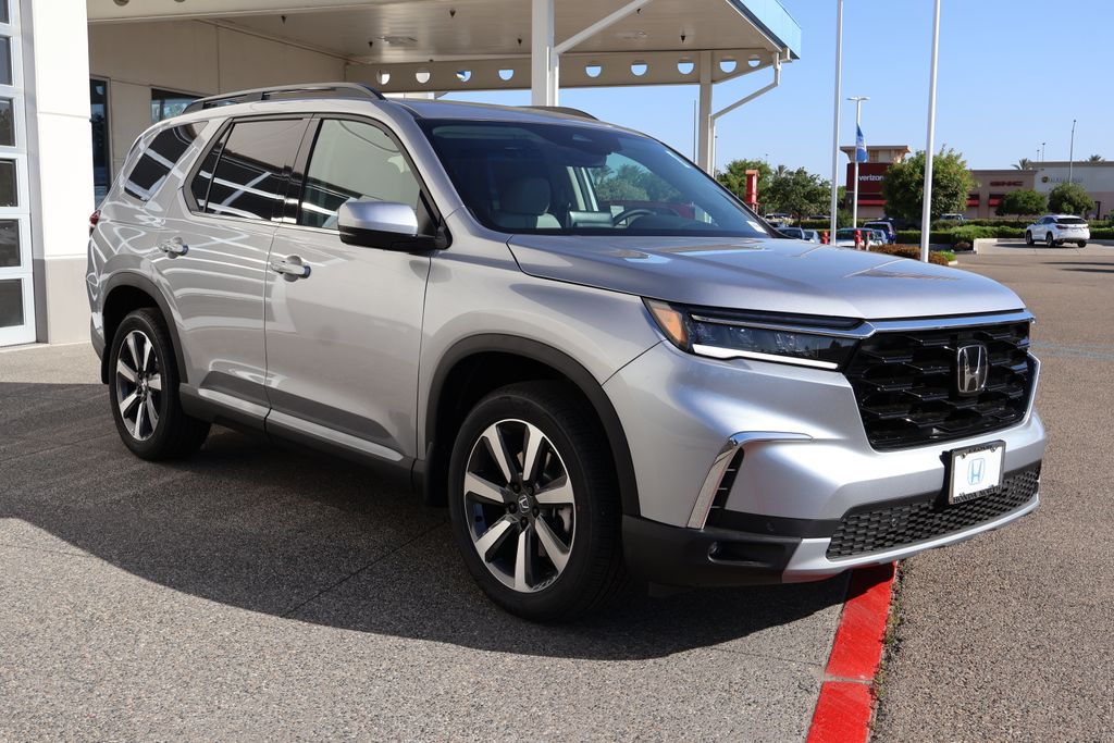 2025 Honda Pilot Touring 3