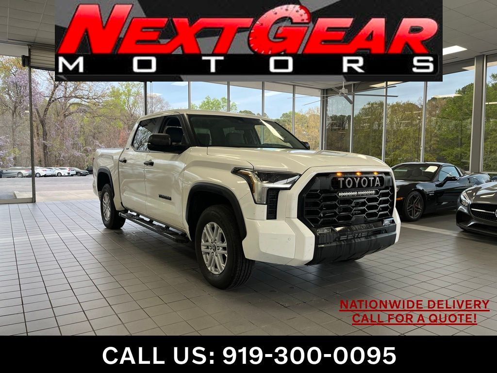 2024 Toyota Tundra SR5 CrewMax Cab 4WD