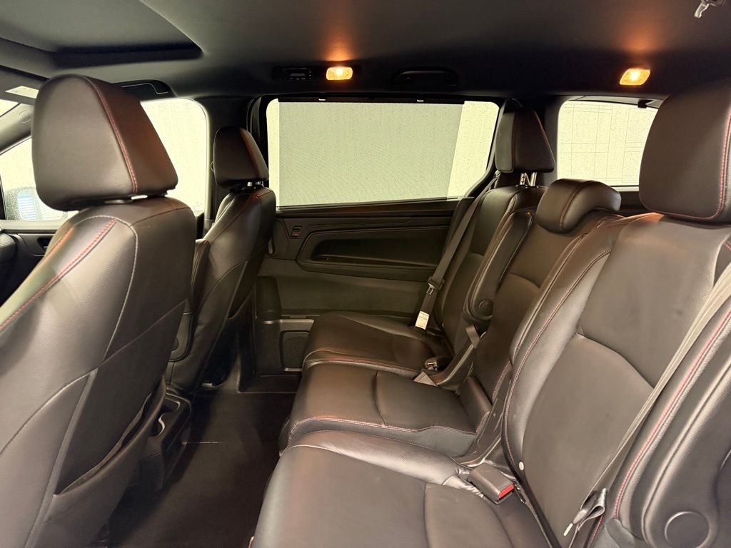 Thumbnail: 2023 Honda Odyssey - 20