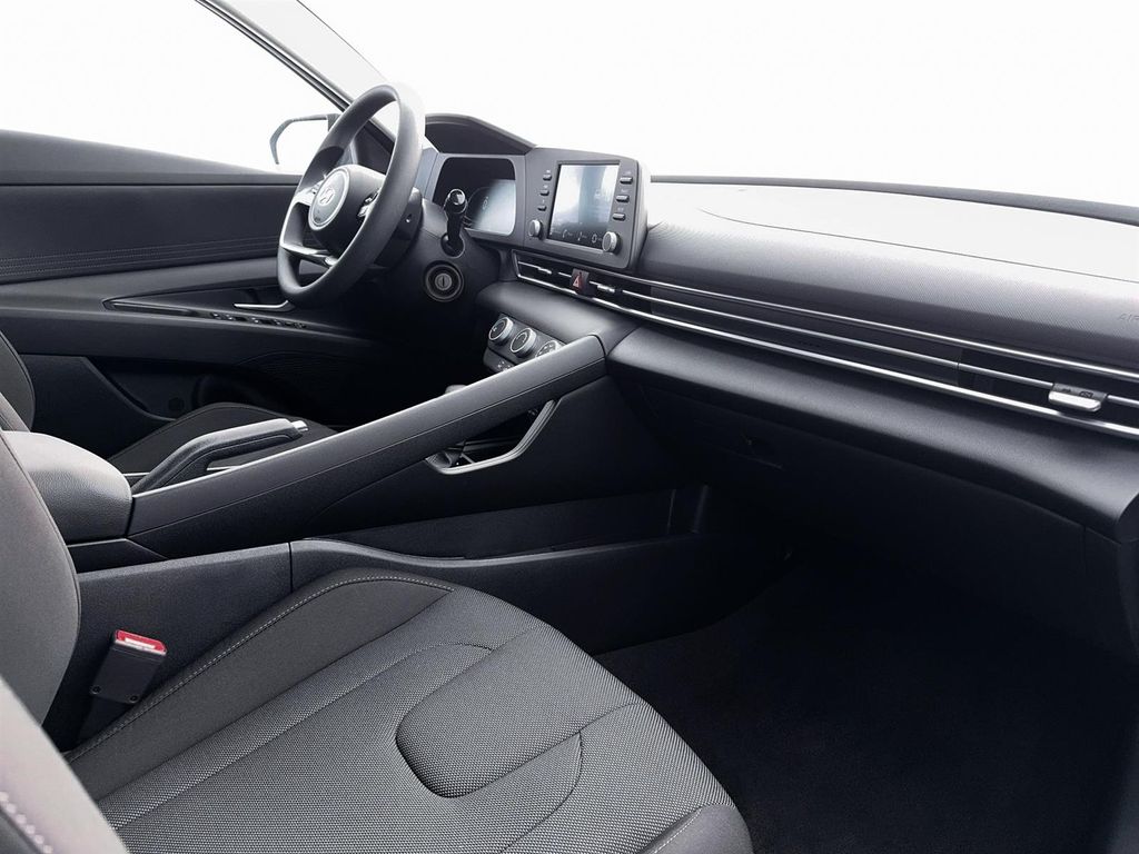 New 2026 Hyundai Elantra Sedan