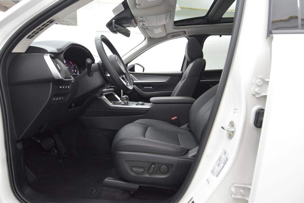 2025 Mazda CX-70 PHEV Premium photo
