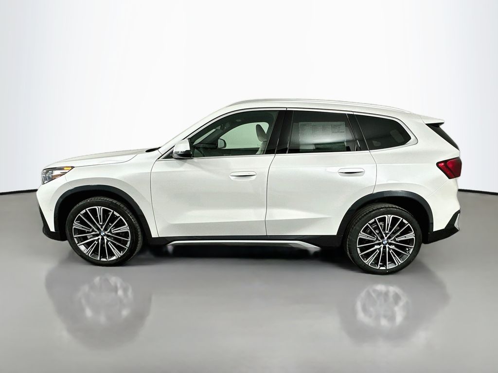 Thumbnail: 2026 BMW X1 - 8