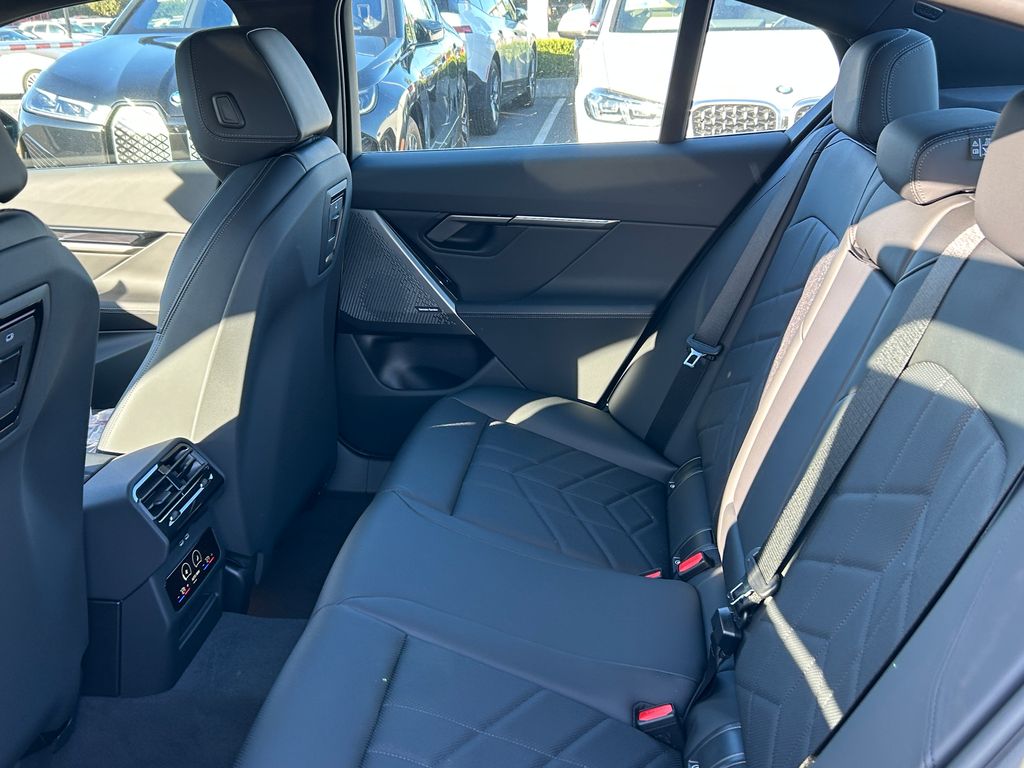 Thumbnail: 2026 BMW 5 Series - 30