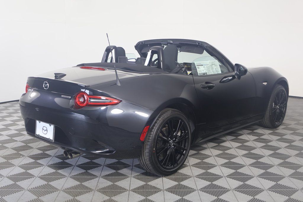 2024 Mazda MX-5 Miata Club 4