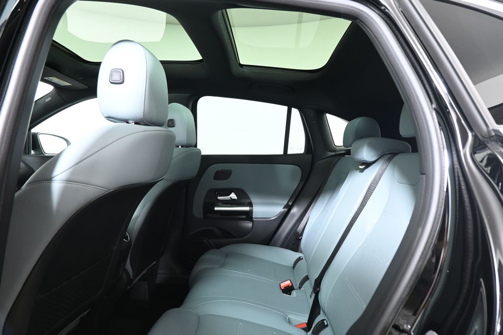 Thumbnail: 2026 Mercedes-Benz GLA - 27