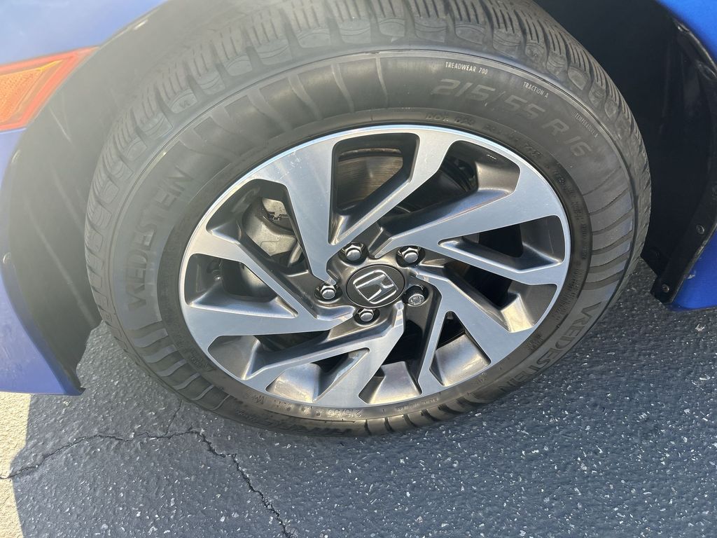 Thumbnail: 2017 Honda Civic - 10