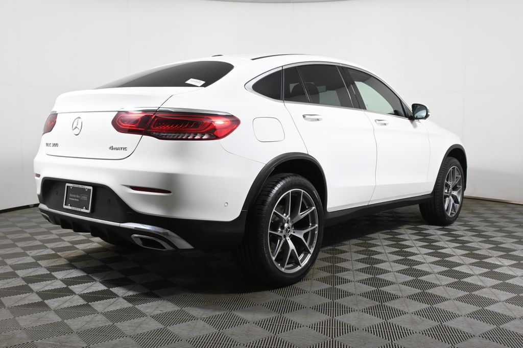 Thumbnail: 2023 Mercedes-Benz GLC - 7