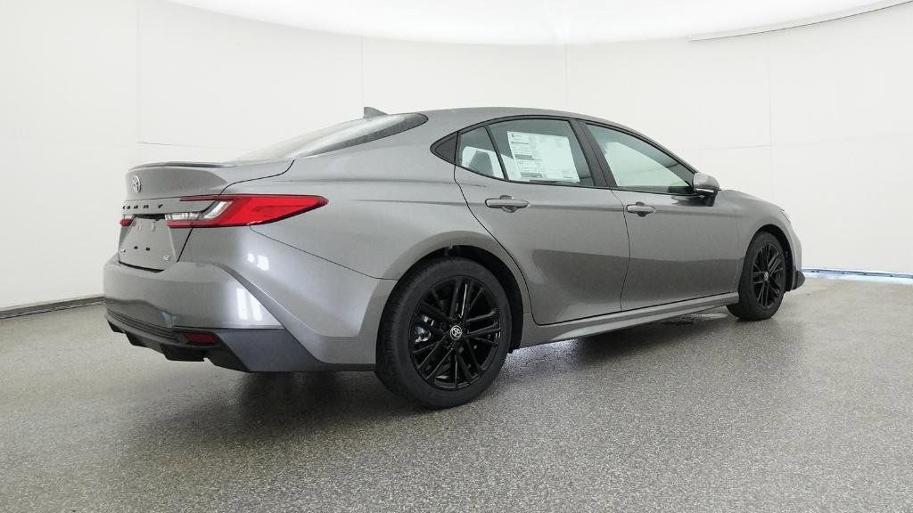 Thumbnail: 2025 Toyota Camry - 4