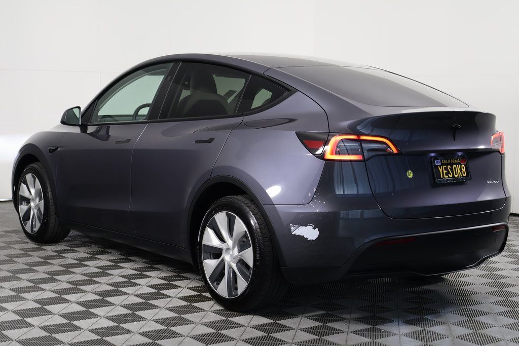 Thumbnail: 2023 Tesla Model Y - 6