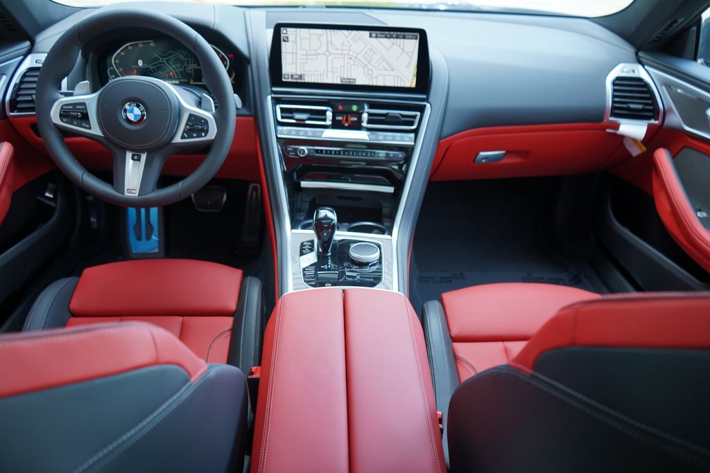 Thumbnail: 2026 BMW 8 Series - 13