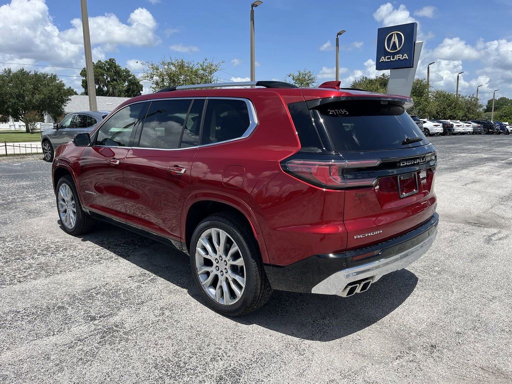 2024 GMC Acadia Denali 8