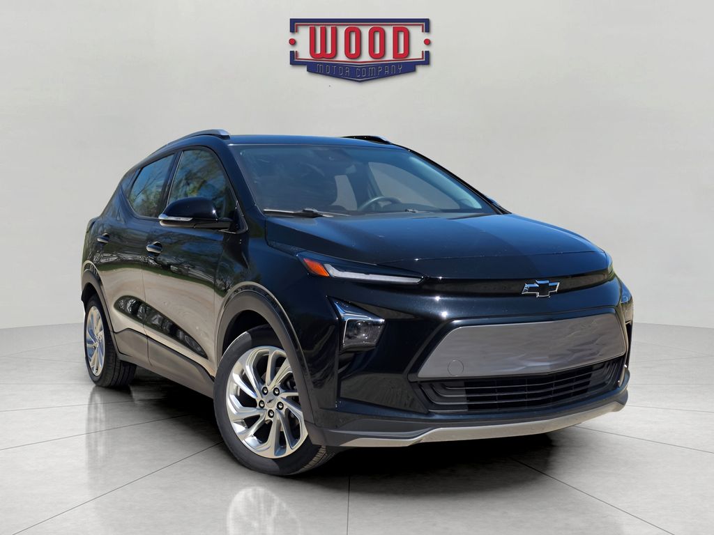 Mosaic Black Metallic 2023 Chevrolet Bolt EUV LT FWD Hatchback Front-Wheel Drive 1-Speed Automatic