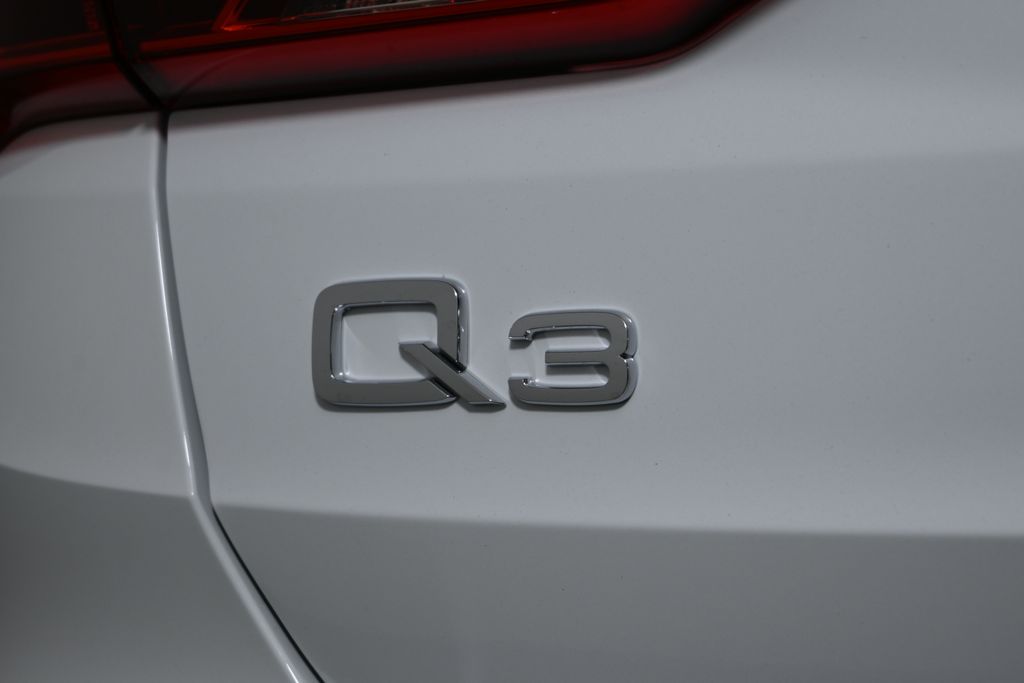 2024 Audi Q3  31