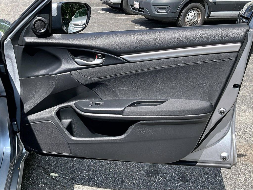 2020 Honda Civic — photo 12