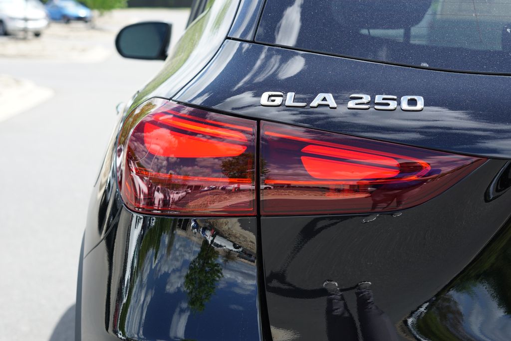 Thumbnail: 2026 Mercedes-Benz GLA - 14