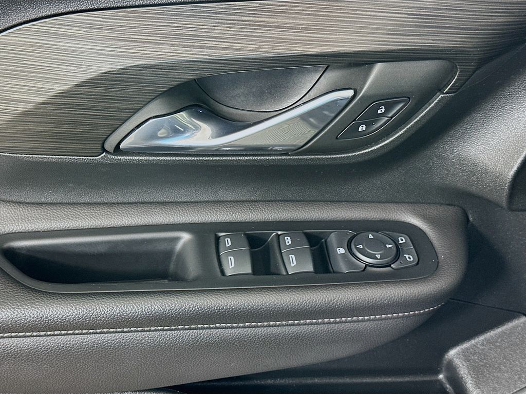 Thumbnail: 2022 GMC Terrain - 17