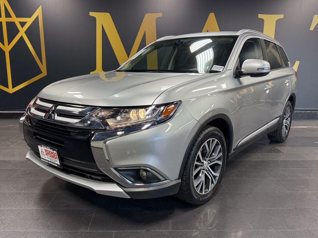 Silver 2018 Mitsubishi Outlander SEL S-AWC SUV / Crossover All-Wheel Drive Continuously Variable Transmission