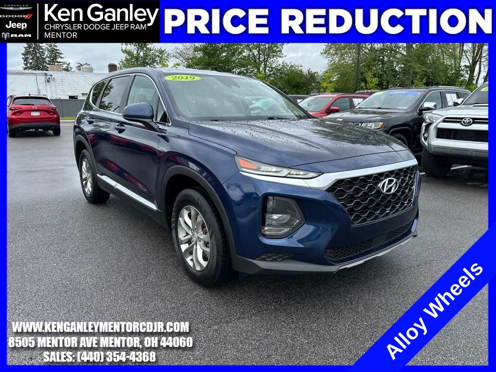 2019 Hyundai Santa Fe SE photo