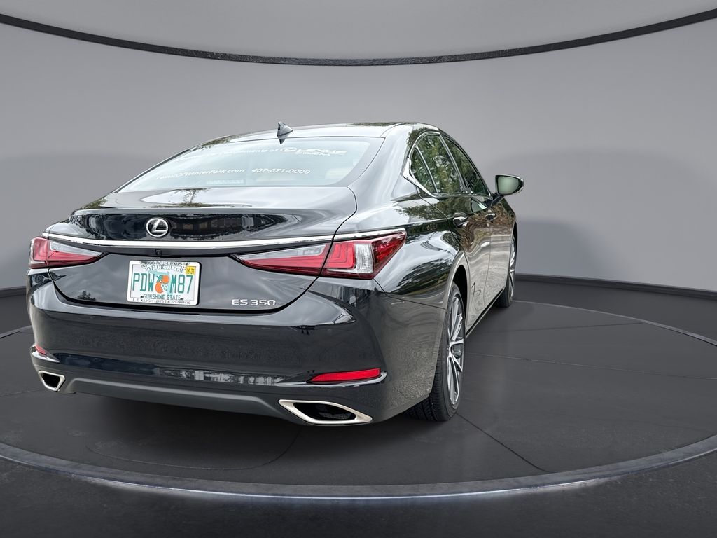 Thumbnail: 2025 Lexus ES - 11